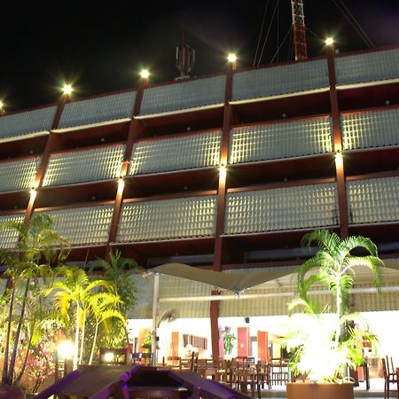 Surin Sweet Hotel Екстериор снимка