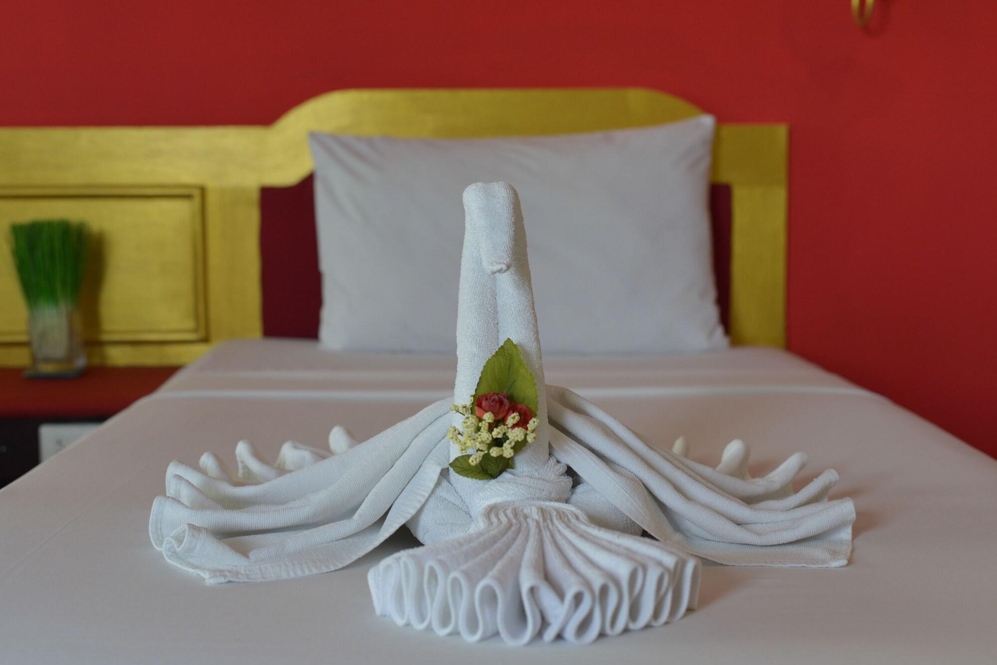 Surin Sweet Hotel Екстериор снимка