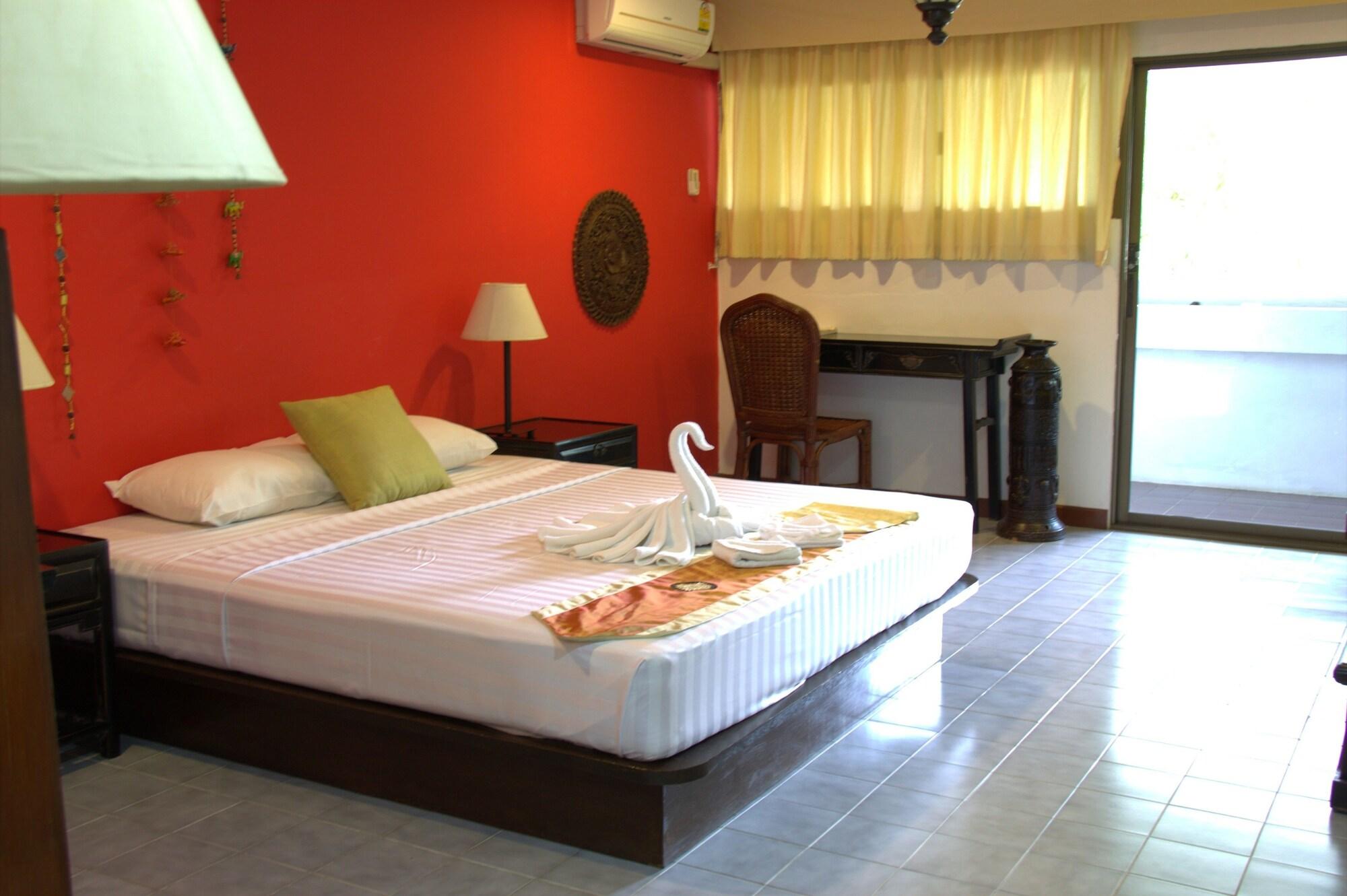 Surin Sweet Hotel Екстериор снимка