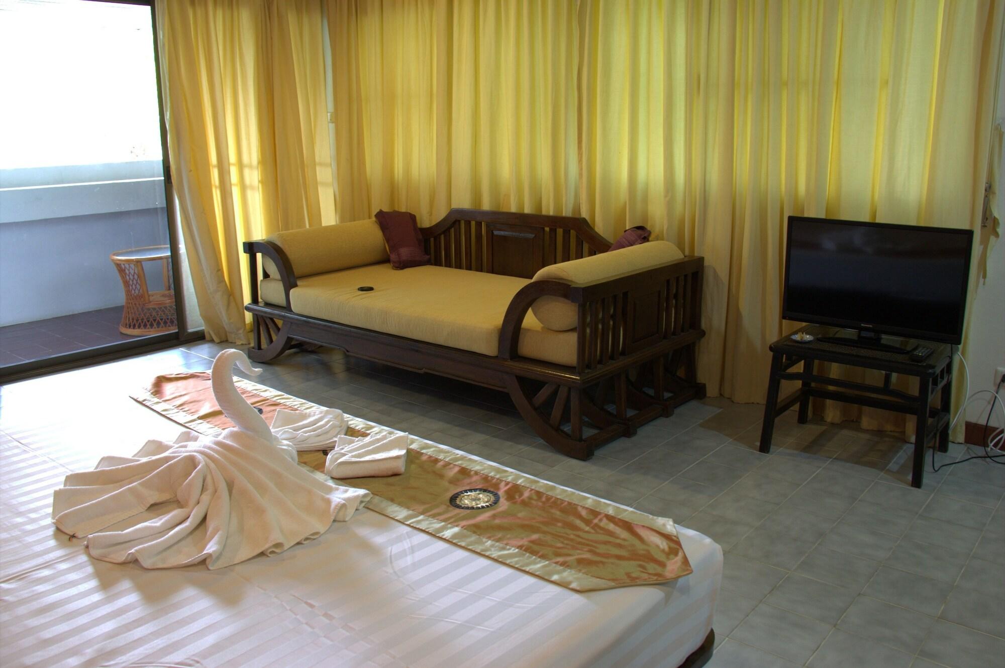 Surin Sweet Hotel Екстериор снимка