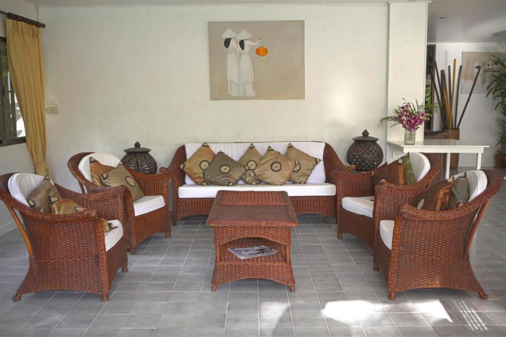 Surin Sweet Hotel Екстериор снимка