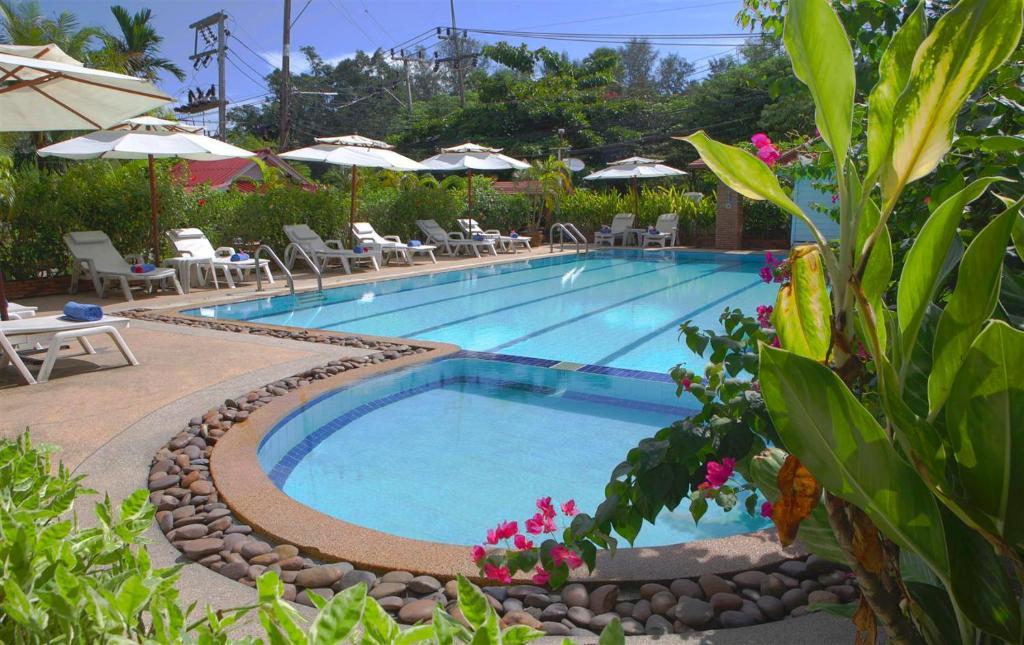 Surin Sweet Hotel Екстериор снимка