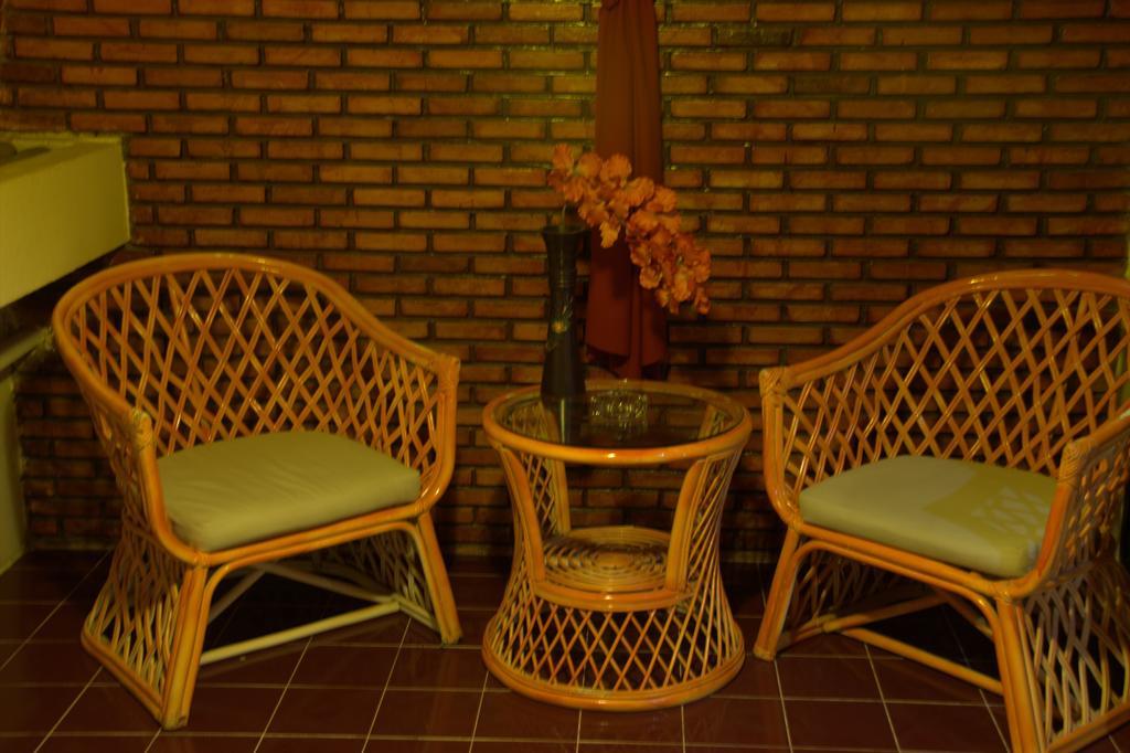 Surin Sweet Hotel Екстериор снимка