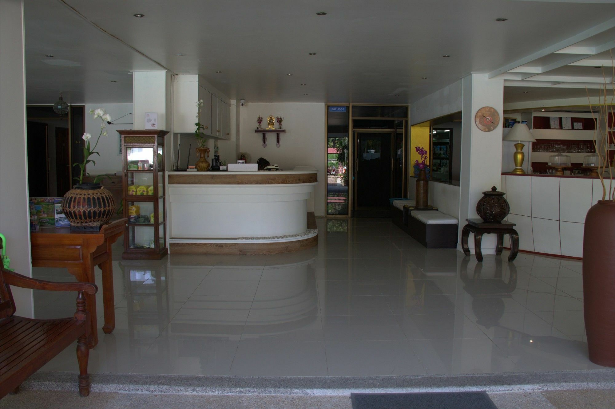 Surin Sweet Hotel Екстериор снимка