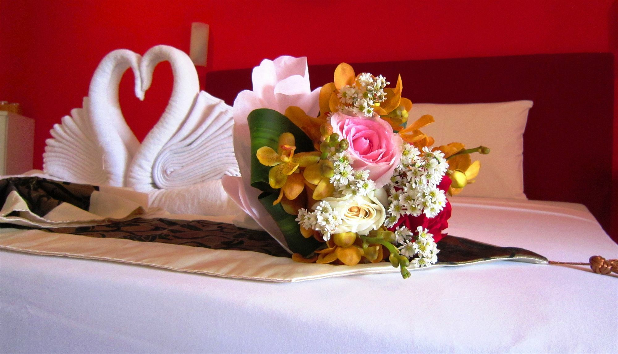 Surin Sweet Hotel Екстериор снимка